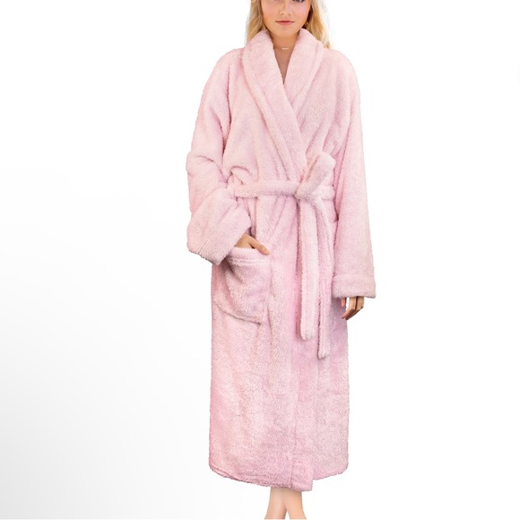 Women's Plush Pink Bathrobe